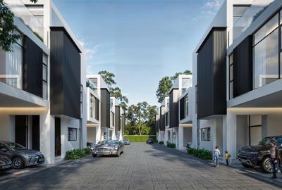 5 Bed Townhouse with En Suite in Lavington - 3