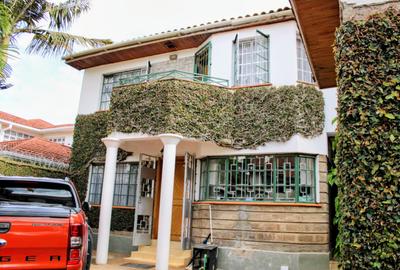 5 Bed Townhouse with En Suite in Kileleshwa