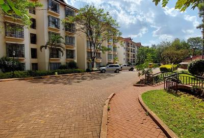 4 Bed Apartment with En Suite in Kahawa West