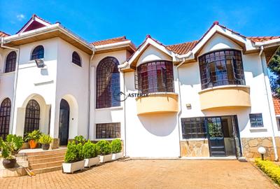 2 Bed Townhouse with En Suite at Runda