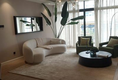 Furnished 2 Bed Apartment with En Suite in Brookside