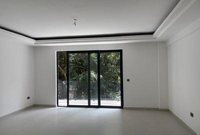 2 Bed Apartment with En Suite in Brookside - 3