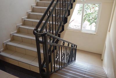 Serviced 3 Bed Apartment with En Suite in Westlands Area - 3