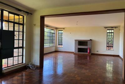 4 Bed Villa with En Suite in Runda - 3