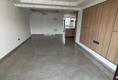 Serviced 3 Bed Apartment with En Suite in Riverside - 3