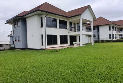 4 Bed Townhouse with En Suite at Impala Paradise - 4