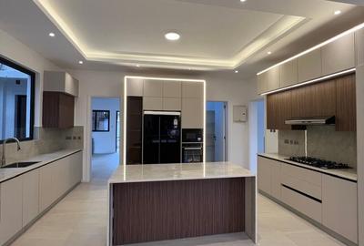 5 Bed Townhouse with En Suite at Mzima Springs - 3