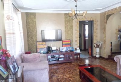 5 Bed House with En Suite in Kasarani - 3