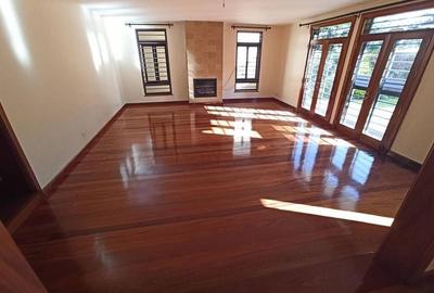 5 Bed Villa in Lavington - 3