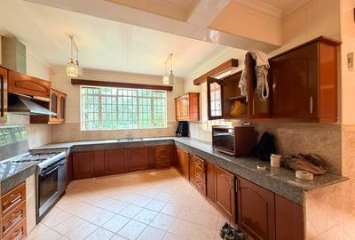 5 Bed House with En Suite in Kitisuru - 4