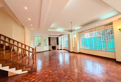 5 Bed House with En Suite in Kitisuru - 2