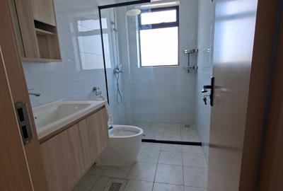 2 Bed Apartment with En Suite in Ruaka - 3