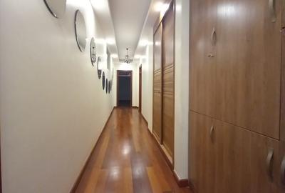 4 Bed Apartment with En Suite in General Mathenge - 2
