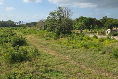 3,200 ft² Land at Sun En Sund - 3