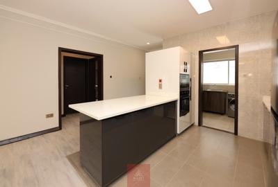 2 Bed Apartment with En Suite at Riverside - 3