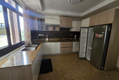 Serviced 3 Bed Apartment with En Suite in Runda