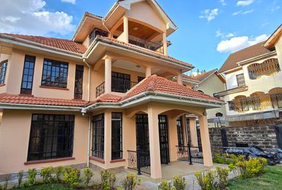 5 Bed Townhouse with En Suite at Lavington