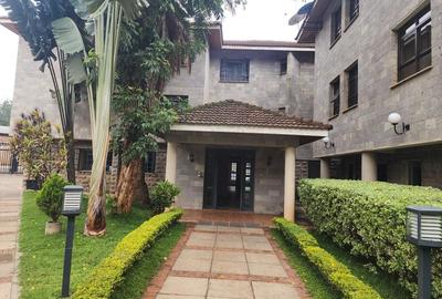 1,800 ft² Office with Backup Generator at State House Rd