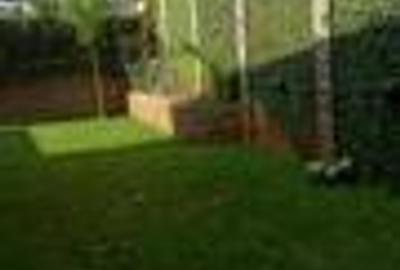 5 Bed Townhouse with En Suite at Off Peponi Road - 4