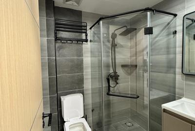 2 Bed Apartment with En Suite in Lavington