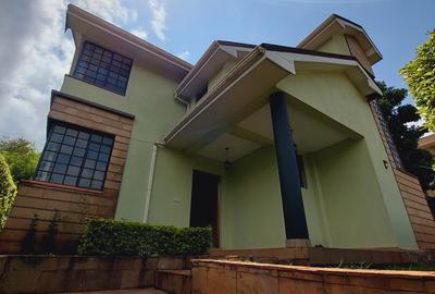 4 Bed Townhouse with En Suite in Kitisuru