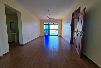 3 Bed Apartment with En Suite at Beach Road - 2