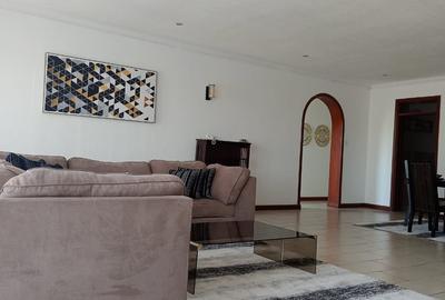 2 Bed Apartment with En Suite in Westlands Area