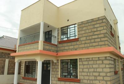 4 Bed Townhouse with En Suite at Magadi Road - 2