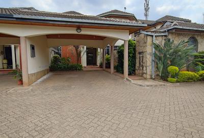 4 Bed Townhouse with En Suite in Lavington