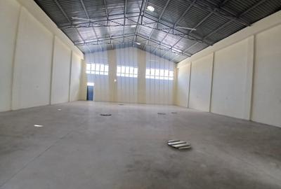 4,000 ft² Warehouse with Backup Generator in Mlolongo - 3