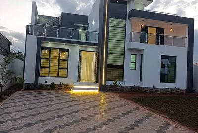 5 Bed Villa with En Suite at Ruiru - Mugutha - Thika Road