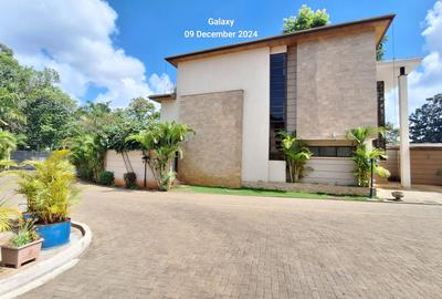 5 Bed Townhouse with En Suite at Mzima Springs. - 4