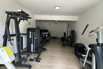 3 Bed Apartment with En Suite at Riverside - 2