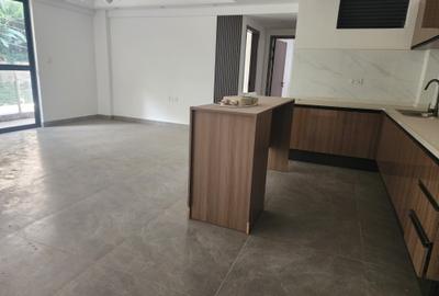 3 Bed Apartment with En Suite at Riverside Drive - 3