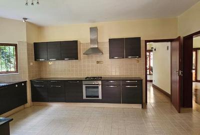 4 Bed Townhouse in Runda