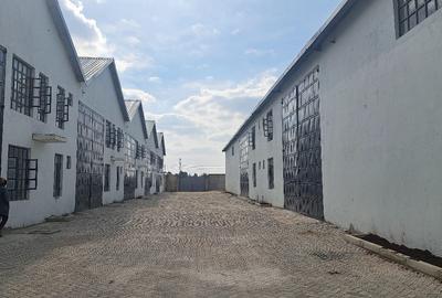 5,000 ft² Warehouse with Parking in Mlolongo - 4