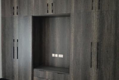 2 Bed Apartment with En Suite at Riverside Along Riverside Drive. - 4