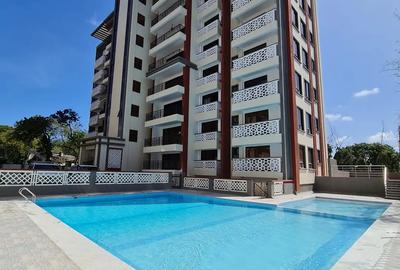 Serviced 3 Bed Apartment with En Suite at Moyne Drive