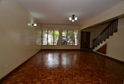 3 Bed Townhouse with En Suite in Parklands - 2