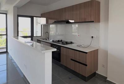 2 Bed Apartment with En Suite at Riverside Drive - 4