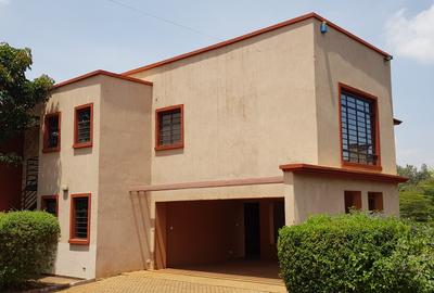 4 Bed House with En Suite at Runda Palm