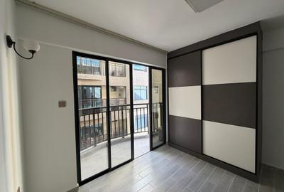 Studio Apartment with En Suite in Kileleshwa - 2