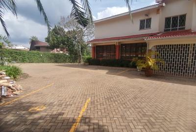 5 Bed House with En Suite at Gigiri Close To The Un - 2