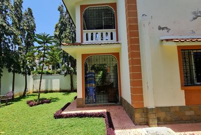 4 Bed Villa with En Suite in Nyali Area