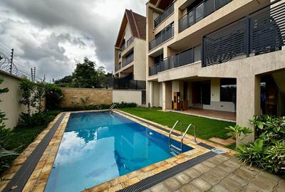 5 Bed Townhouse with En Suite at Lavington