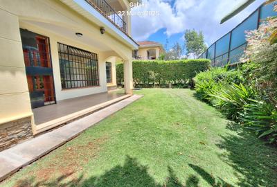 4 Bed Townhouse with En Suite at Lavington. - 3