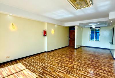3 Bed Apartment with En Suite in Parklands