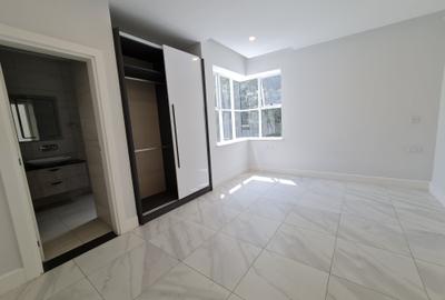 2 Bed Apartment with En Suite at Westlands