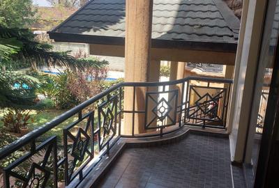 Serviced 3 Bed Apartment with En Suite in Kileleshwa