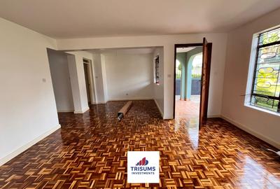 4 Bed Townhouse with En Suite at Church Rd - 2